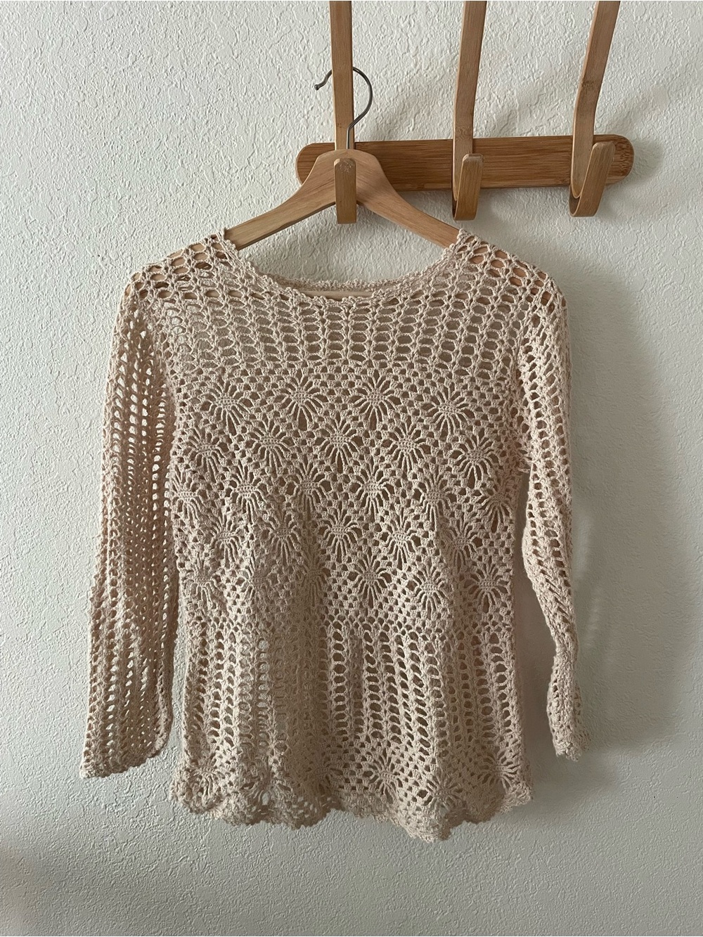 Unbranded Vintage Women’s Crochet Y2K Celestial Coastal Boho beige Knit Sweater